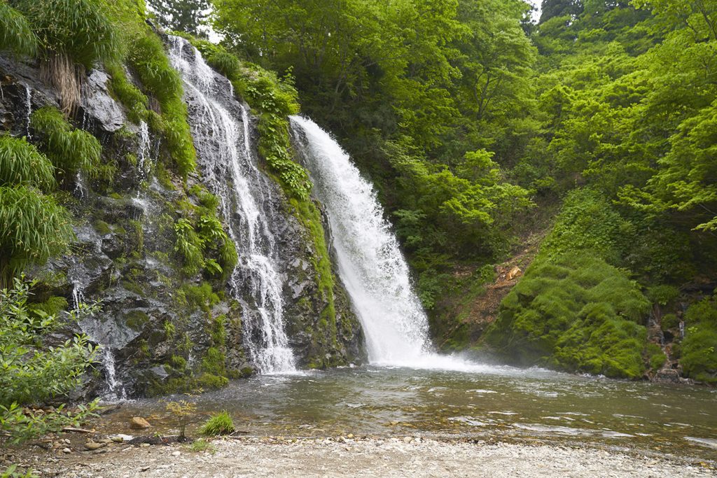 レトロバスで行く、春の銀山温泉 - 記事の写真 レトロバスで行く、春の銀山温泉 - 記事の写真