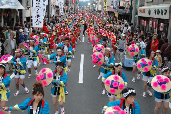 3年ぶりの開催です!おばなざわ花笠まつり - 記事の写真 3年ぶりの開催です!おばなざわ花笠まつり - 記事の写真