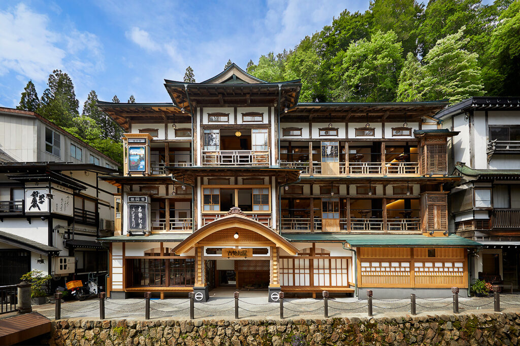 「本館古勢起屋」が登録有形文化財に登録されました